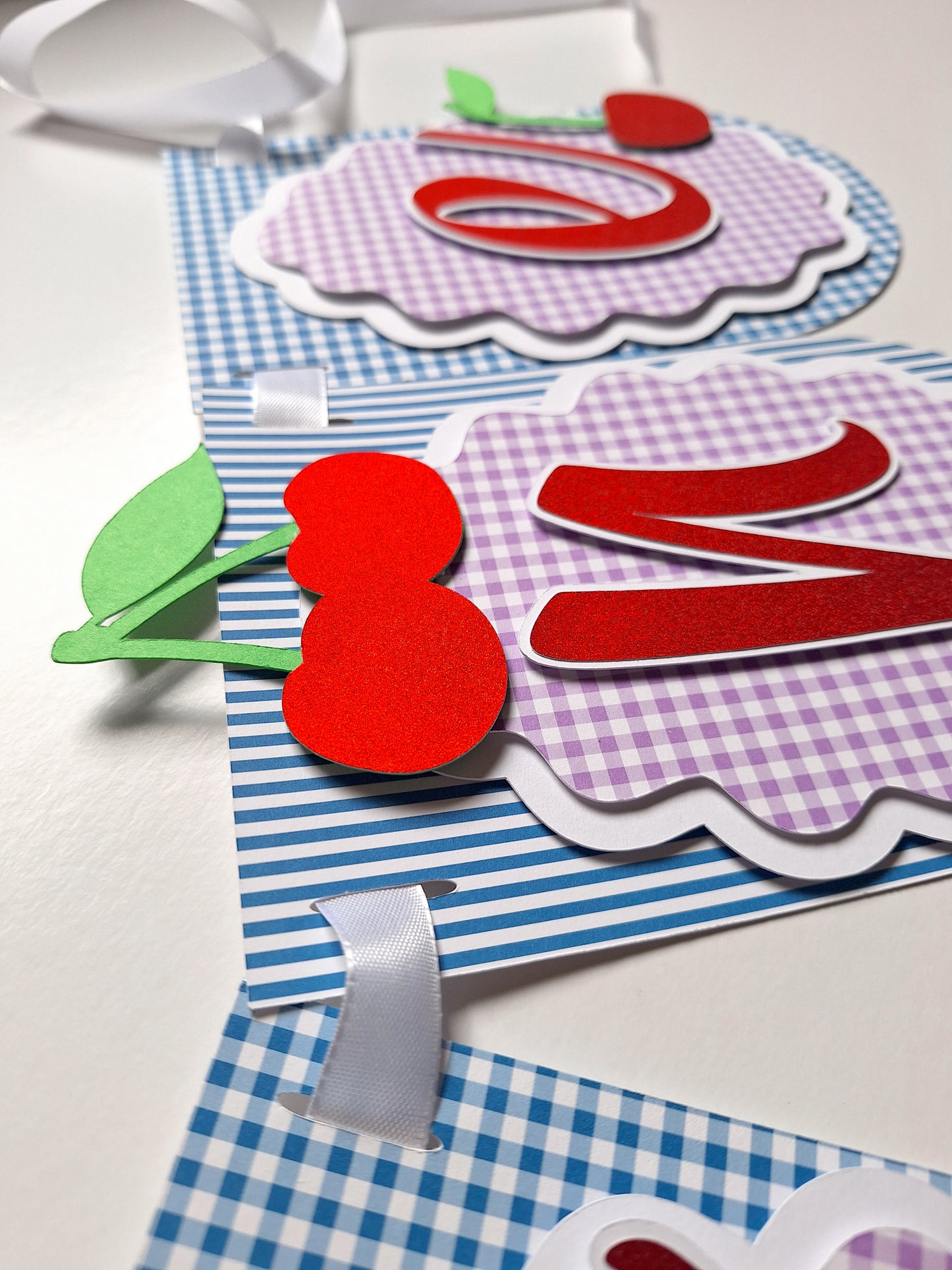 Rođendanske zastavice "One"